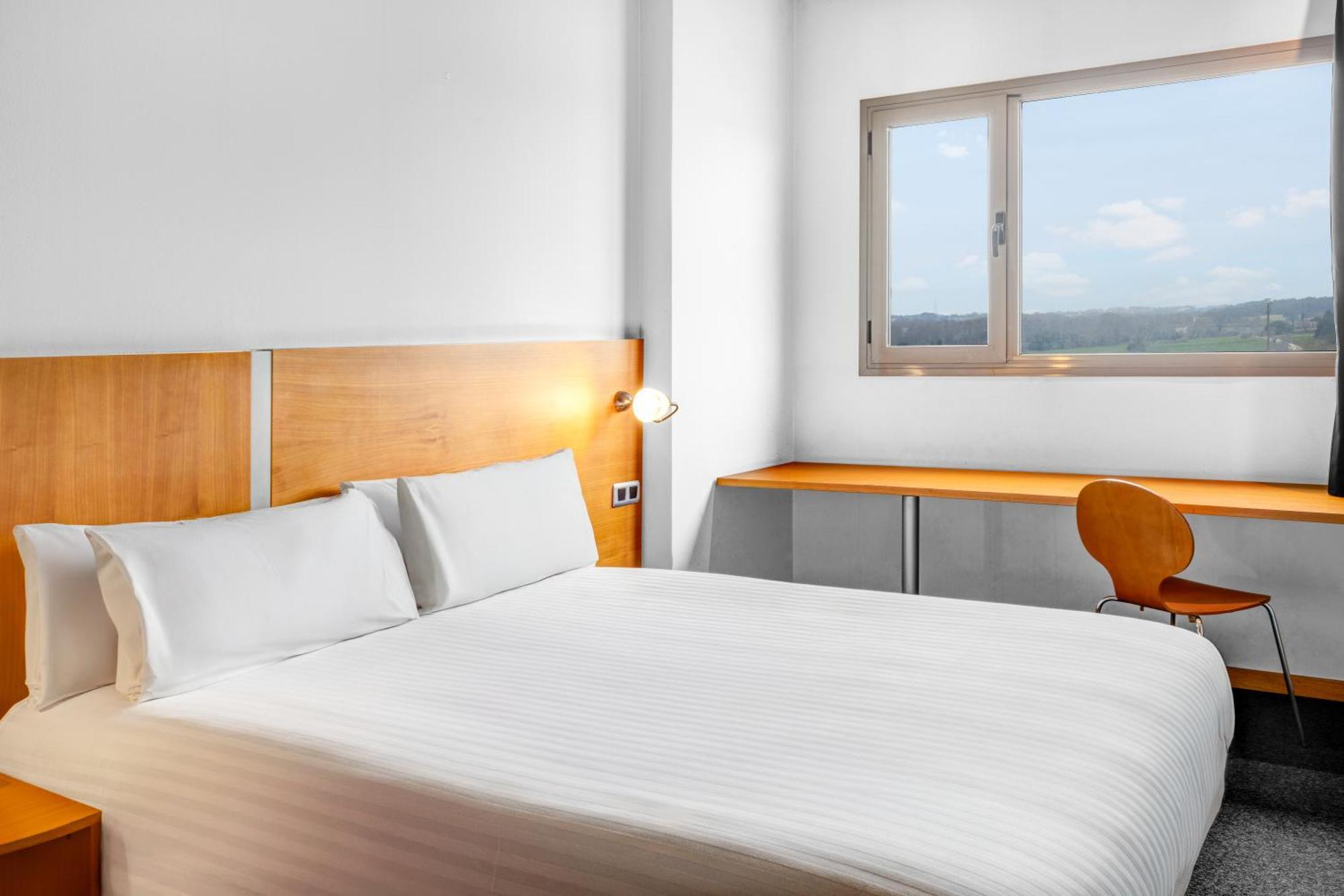 B&B Hotel Barcelona Mollet Porta De Gallecs Mollet del Valles Bagian luar foto