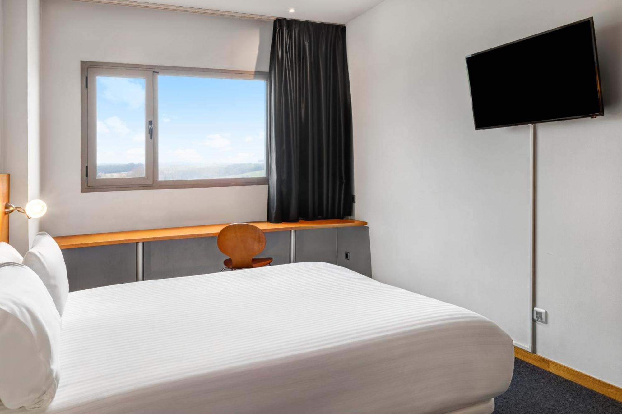 B&B Hotel Barcelona Mollet Porta De Gallecs Mollet del Valles Bagian luar foto