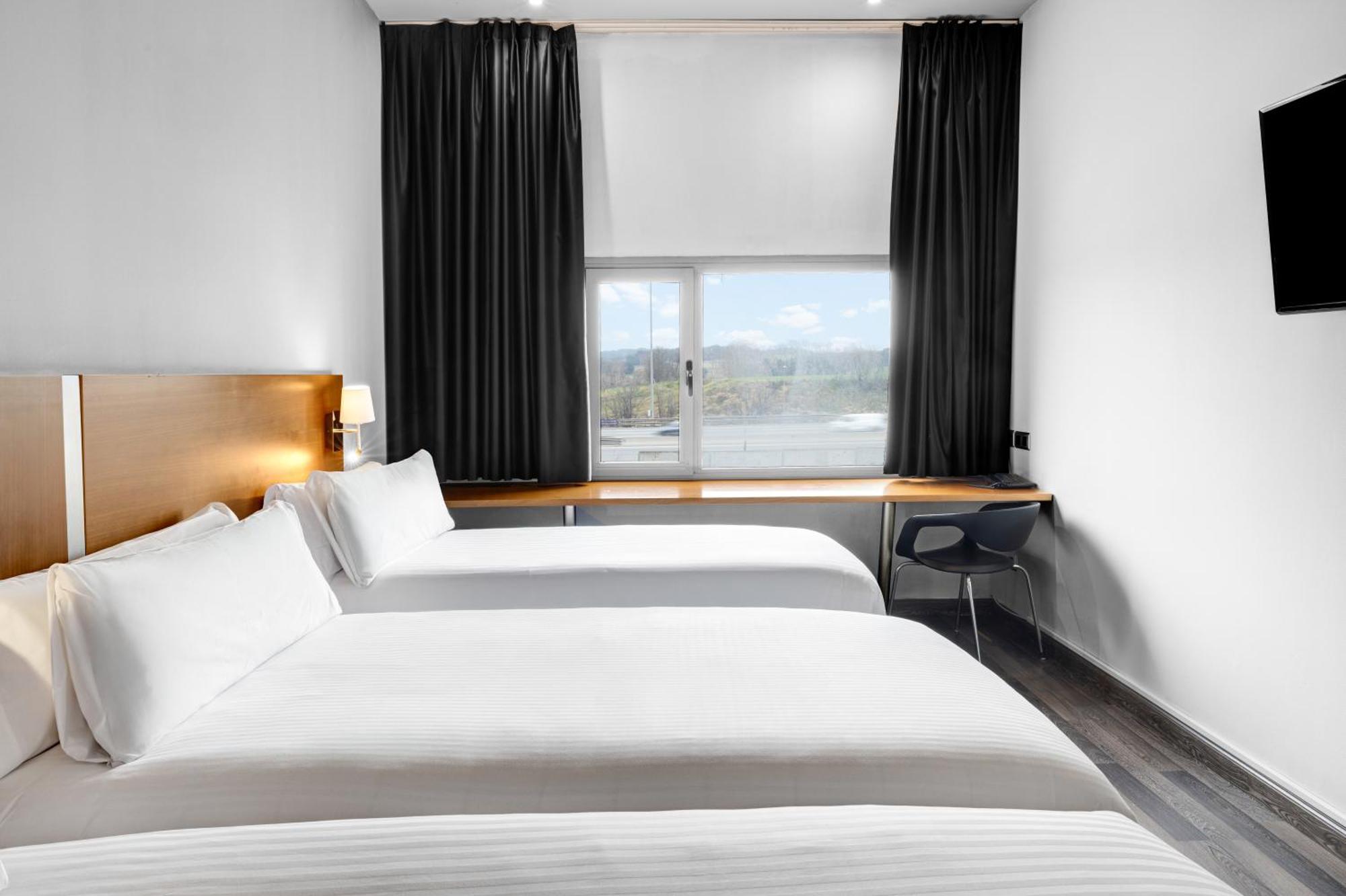 B&B Hotel Barcelona Mollet Porta De Gallecs Mollet del Valles Bagian luar foto