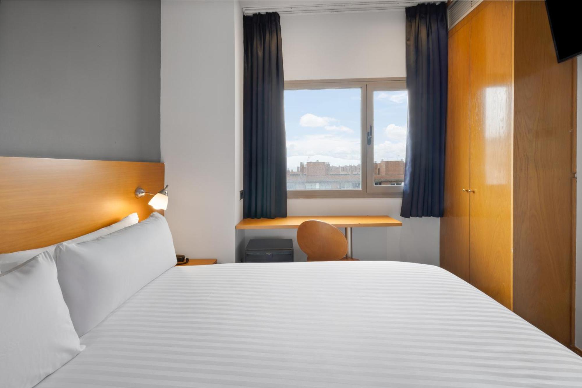 B&B Hotel Barcelona Mollet Porta De Gallecs Mollet del Valles Bagian luar foto